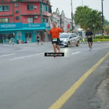 Runner Photo 8810174
