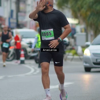Runner Photo 8810200
