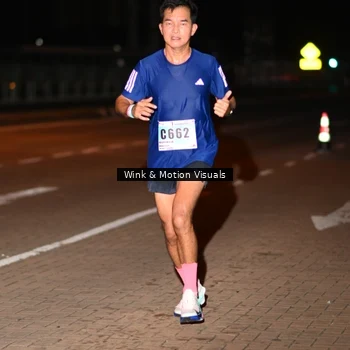 Runner Photo 8810210