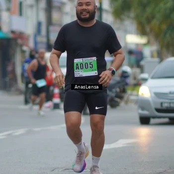 Runner Photo 8810215