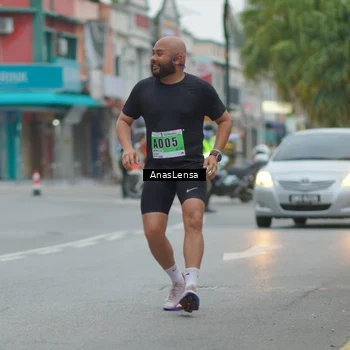 Runner Photo 8810221