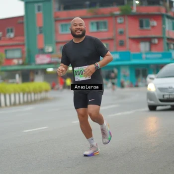 Runner Photo 8810252
