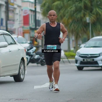 Runner Photo 8810254