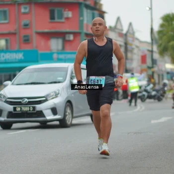 Runner Photo 8810298