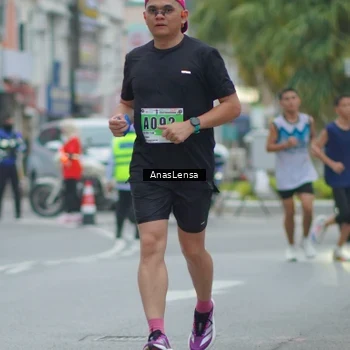 Runner Photo 8810322