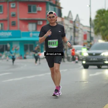 Runner Photo 8810329