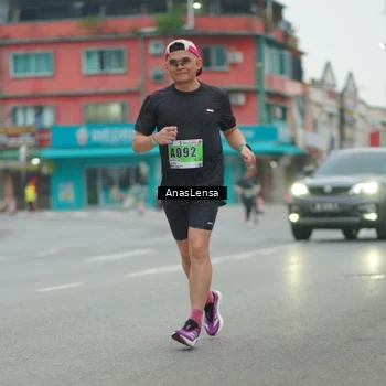 Runner Photo 8810331