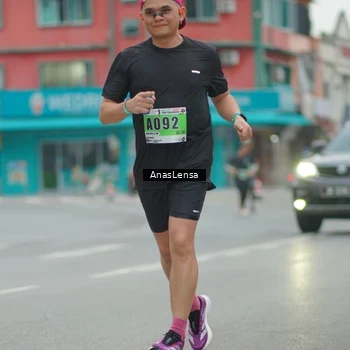 Runner Photo 8810333