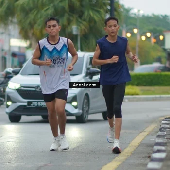 Runner Photo 8810335