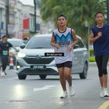 Runner Photo 8810338