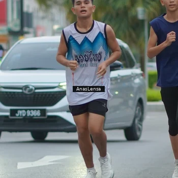 Runner Photo 8810342