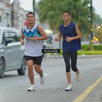 Runner Photo 8810351