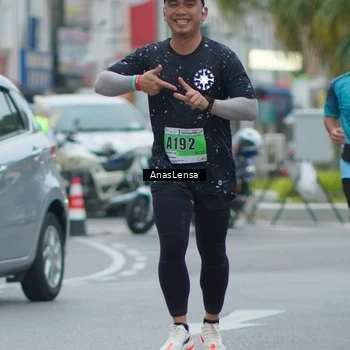 Runner Photo 8810357