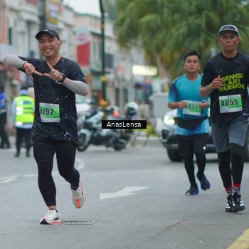 Runner Photo 8810358