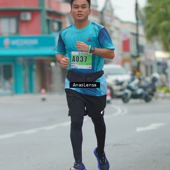 Runner Photo 8810365