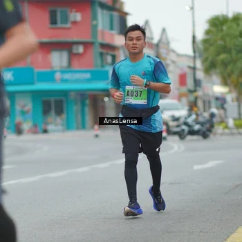Runner Photo 8810367