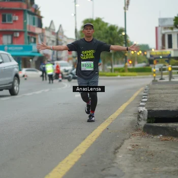 Runner Photo 8810369