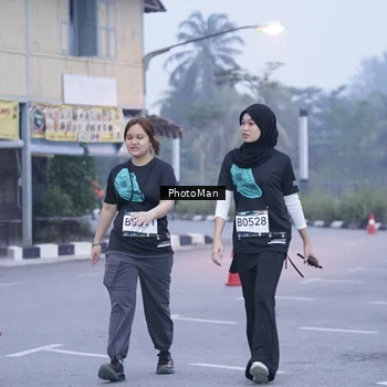 Runner Photo 8810374