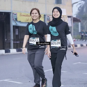 Runner Photo 8810376