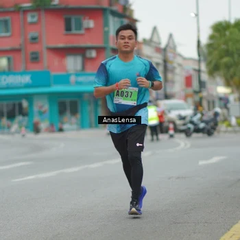 Runner Photo 8810378