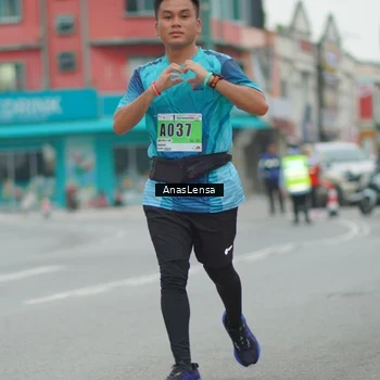 Runner Photo 8810381