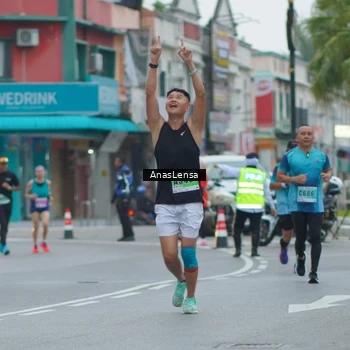 Runner Photo 8810386