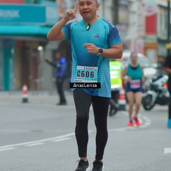 Runner Photo 8810403
