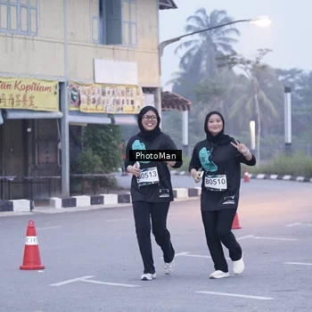 Runner Photo 8810405