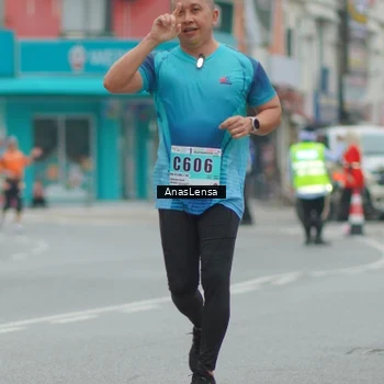 Runner Photo 8810409