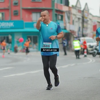 Runner Photo 8810416