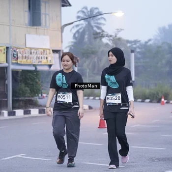Runner Photo 8810426