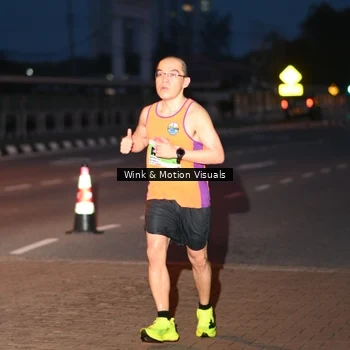 Runner Photo 8810575