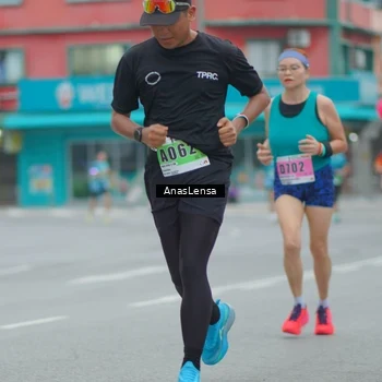 Runner Photo 8810804