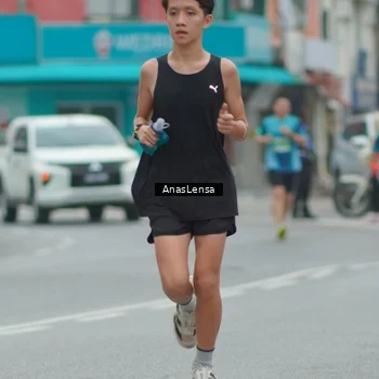 Runner Photo 8810823