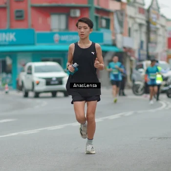 Runner Photo 8810825