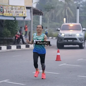 Runner Photo 8810858
