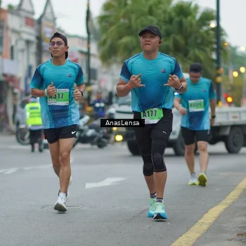 Runner Photo 8810870