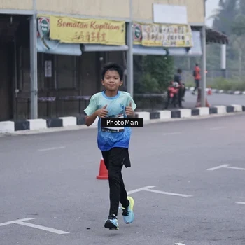 Runner Photo 8810877