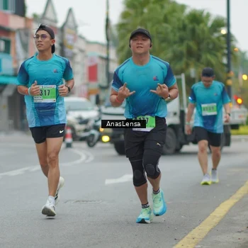 Runner Photo 8810885