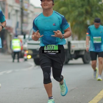 Runner Photo 8810891