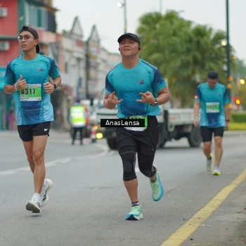 Runner Photo 8810892