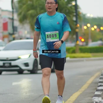 Runner Photo 8810911