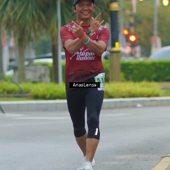 Runner Photo 8810954