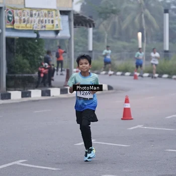Runner Photo 8810974