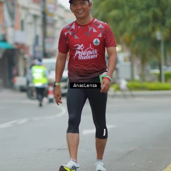Runner Photo 8810978