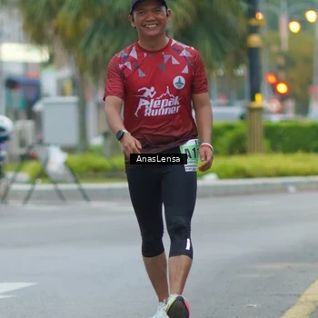 Runner Photo 8810989