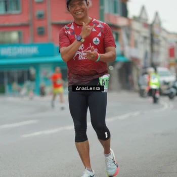 Runner Photo 8811013