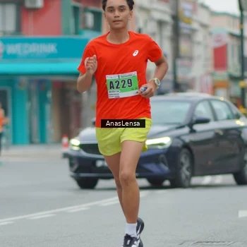 Runner Photo 8811037