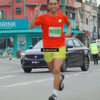 Runner Photo 8811040