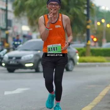 Runner Photo 8811064